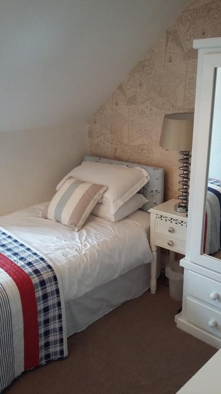 Cambridge House Guest House Eastbourne Quarto foto