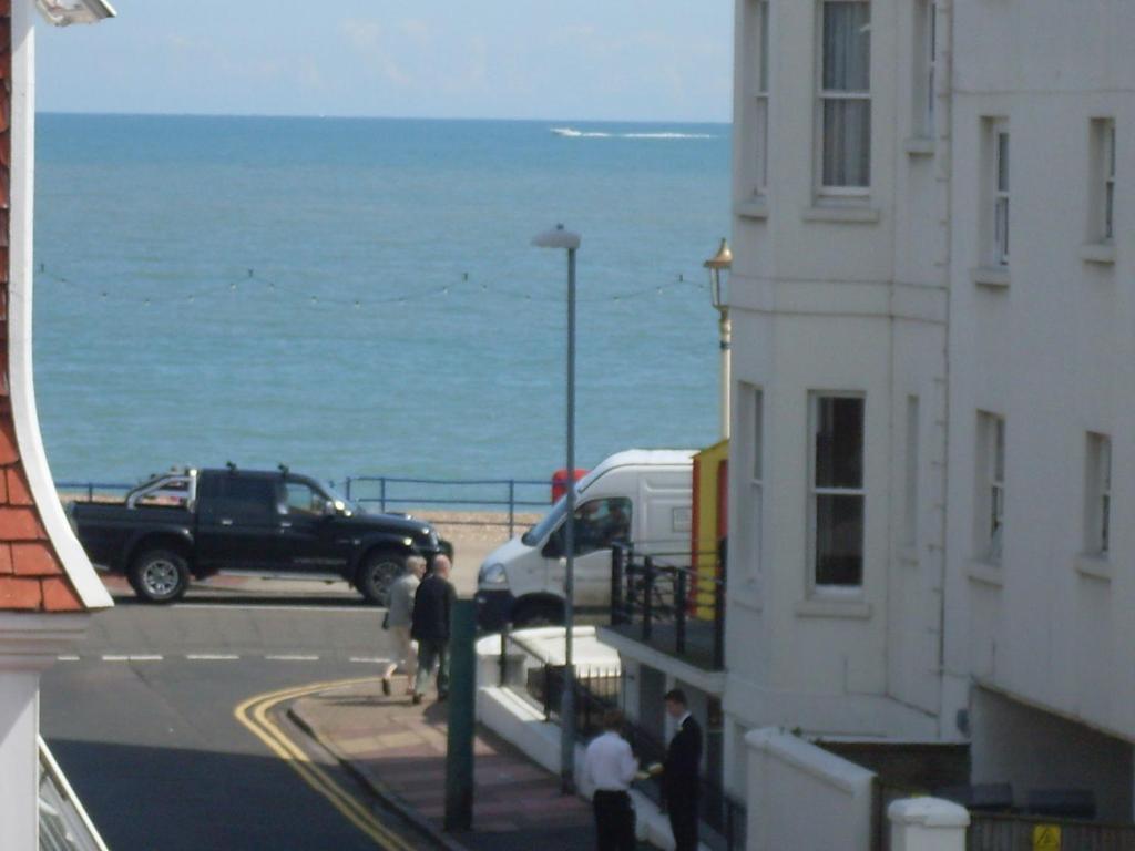Cambridge House Guest House Eastbourne Quarto foto