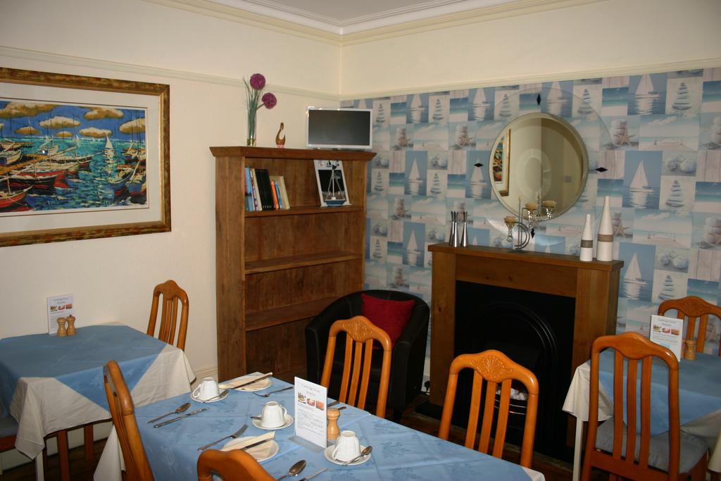 Cambridge House Guest House Eastbourne Exterior foto