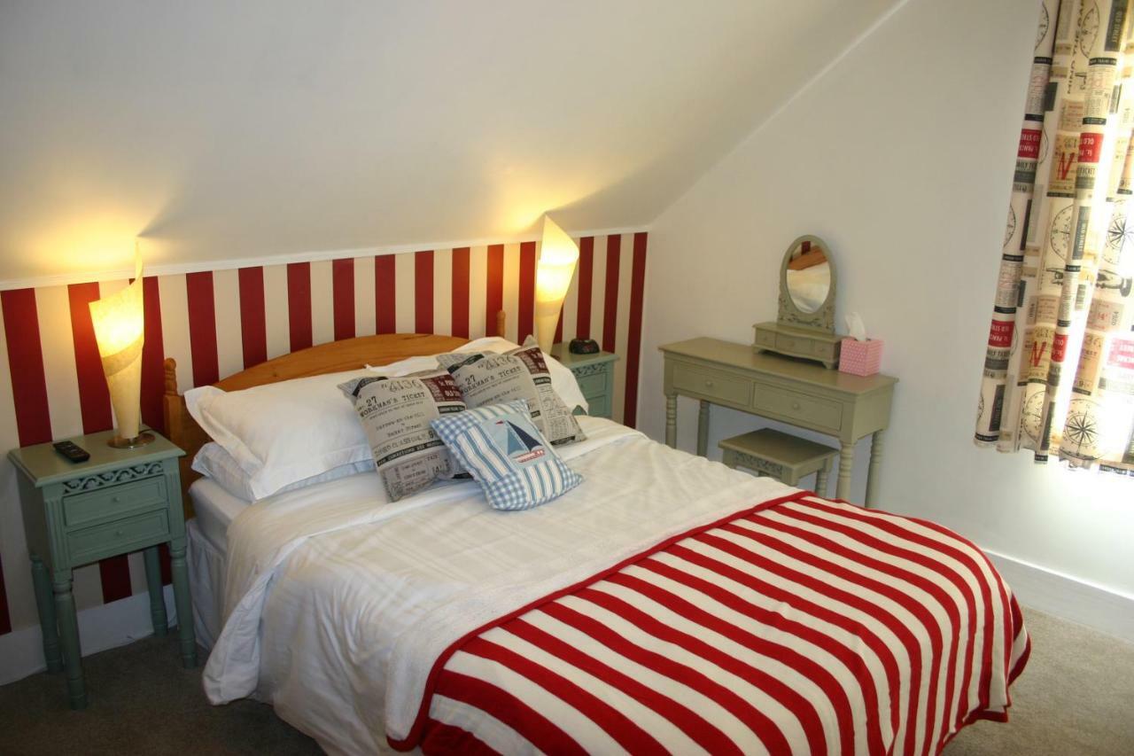 Cambridge House Guest House Eastbourne Quarto foto